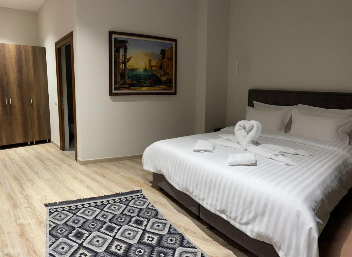 Hotel Kroi Near Castle Entrance Castle And Town View Krujë Екстериор снимка